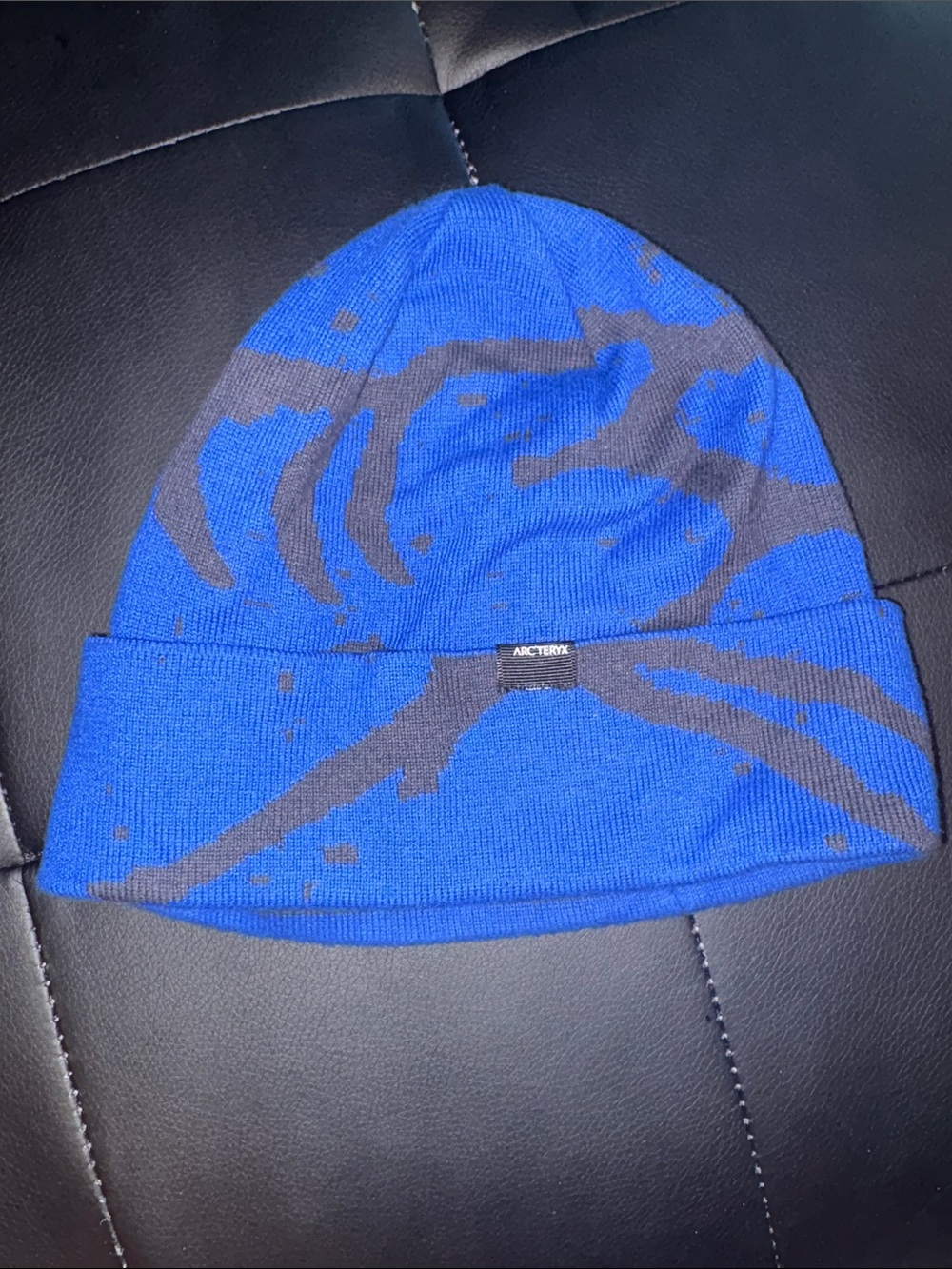 Arc'teryx Blue and Black Patterned Knit Beanie